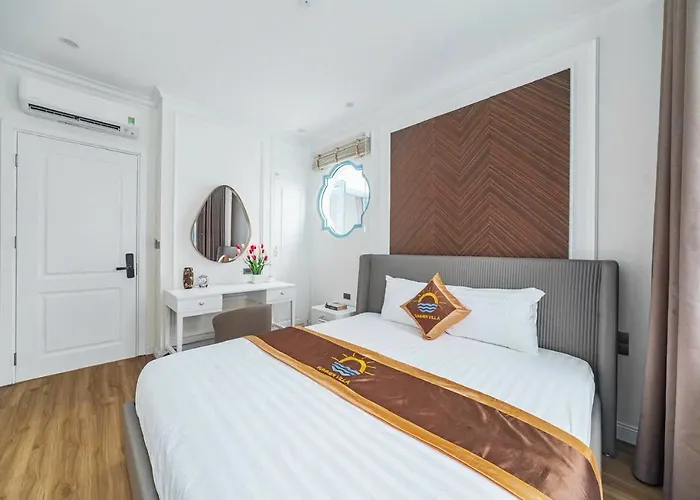 Villa Sun - Pool, Walk To Beach, Upto 20 Pp Ha Long