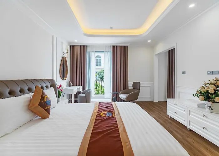 Villa Sun - Pool, Walk To Beach, Upto 20 Pp *